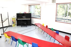 9 Music room